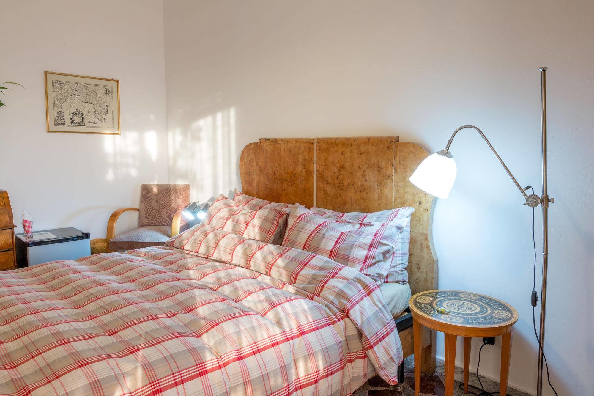 Larala' Bed and Breakfast Lecce Buitenkant foto