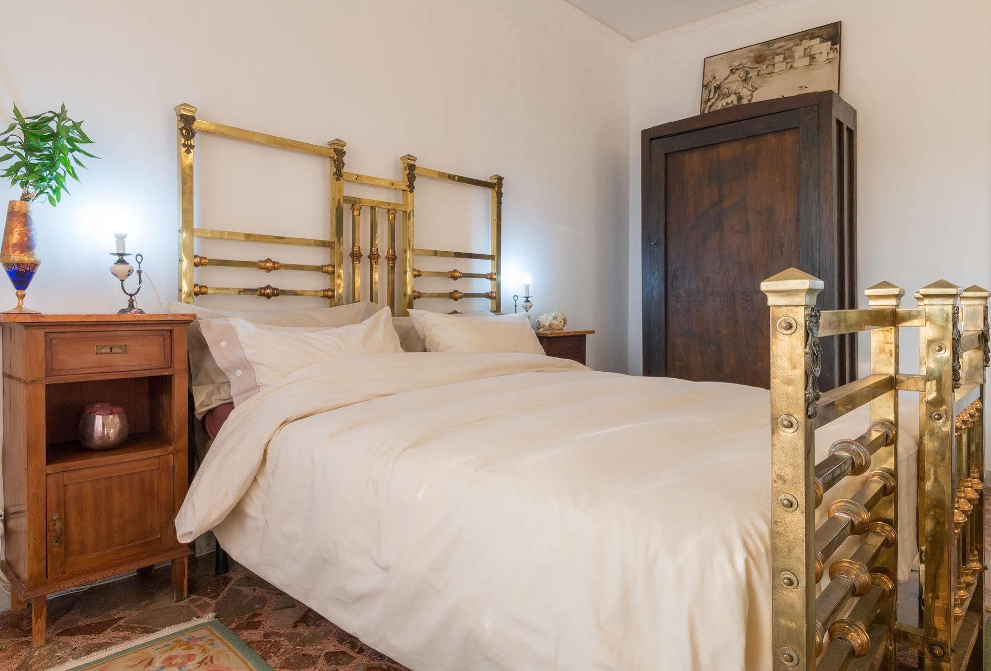 Larala' Bed and Breakfast Lecce Buitenkant foto