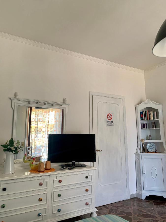 Larala' Bed and Breakfast Lecce Buitenkant foto