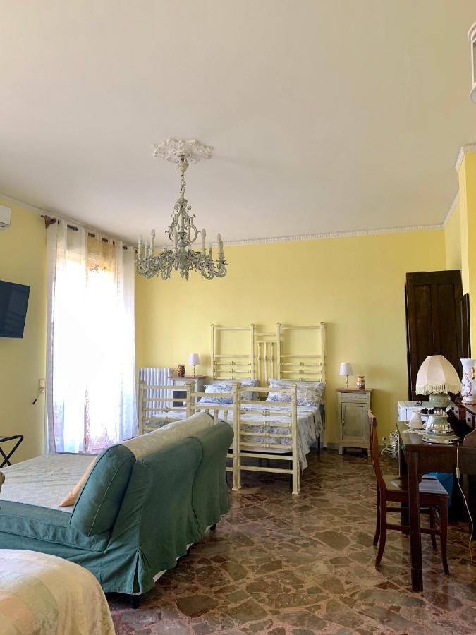 Larala' Bed and Breakfast Lecce Buitenkant foto