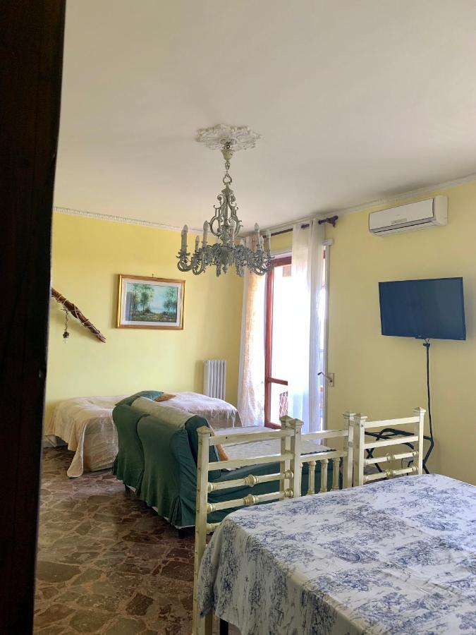 Larala' Bed and Breakfast Lecce Buitenkant foto